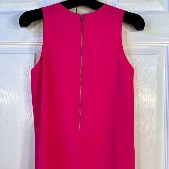 HOT PINK CREPE SHEATH LINED by NOROH SIZE SMALL - Picture 5 of 6